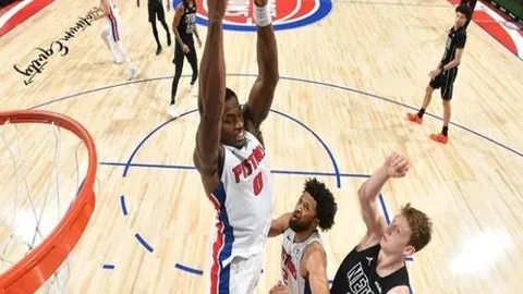 普林斯强调：球队更衣室内藏龙卧虎，球员展现非凡成熟度